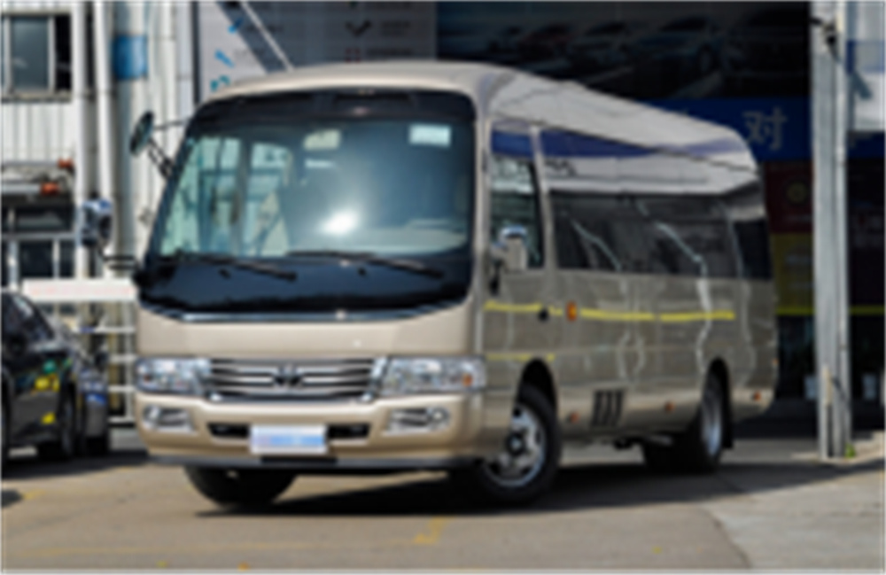 旅游大巴